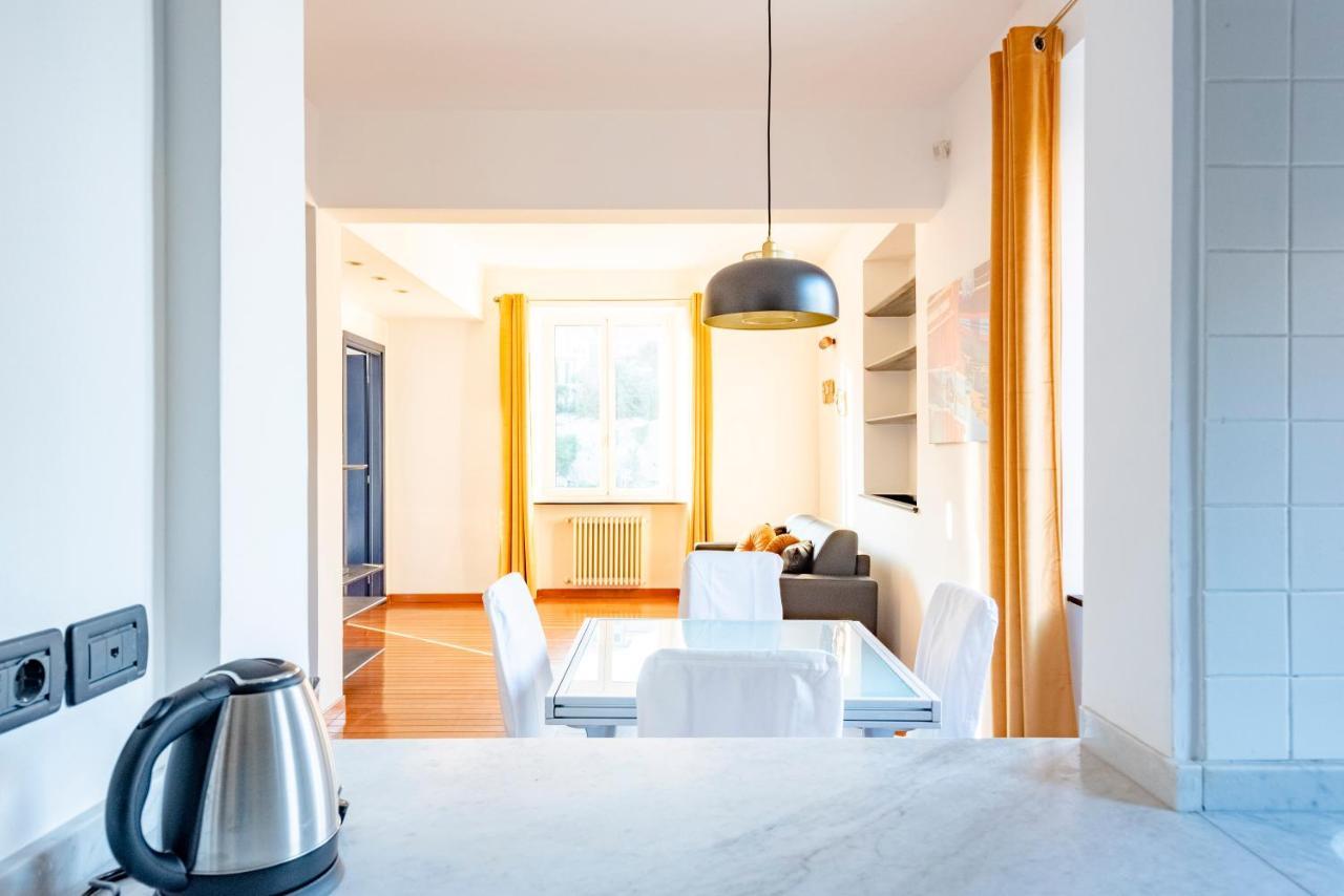 Апартаменти Joivy Modern Flat Next To The Sea Генуя Екстер'єр фото